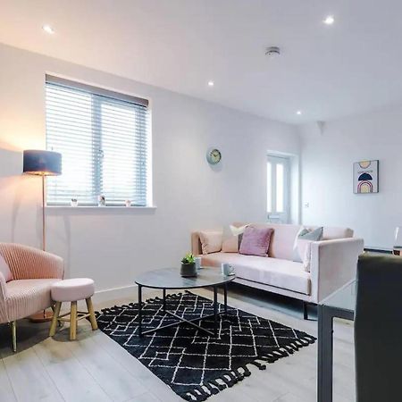 The Ecclesian Deluxe Apartments Near Trafford Centre Eccles Train Station Manchester Luaran gambar