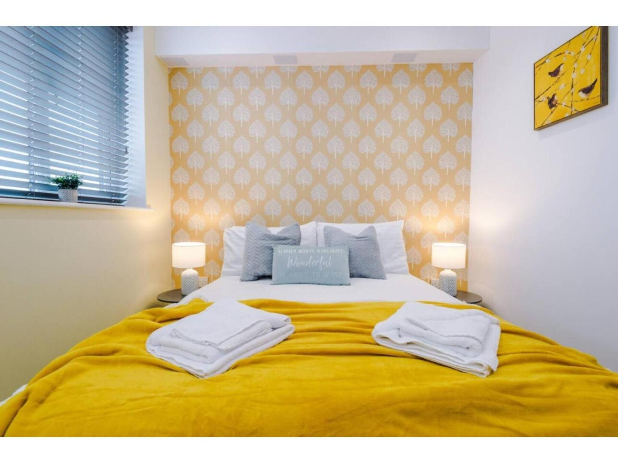 The Ecclesian Deluxe Apartments Near Trafford Centre Eccles Train Station Manchester Luaran gambar