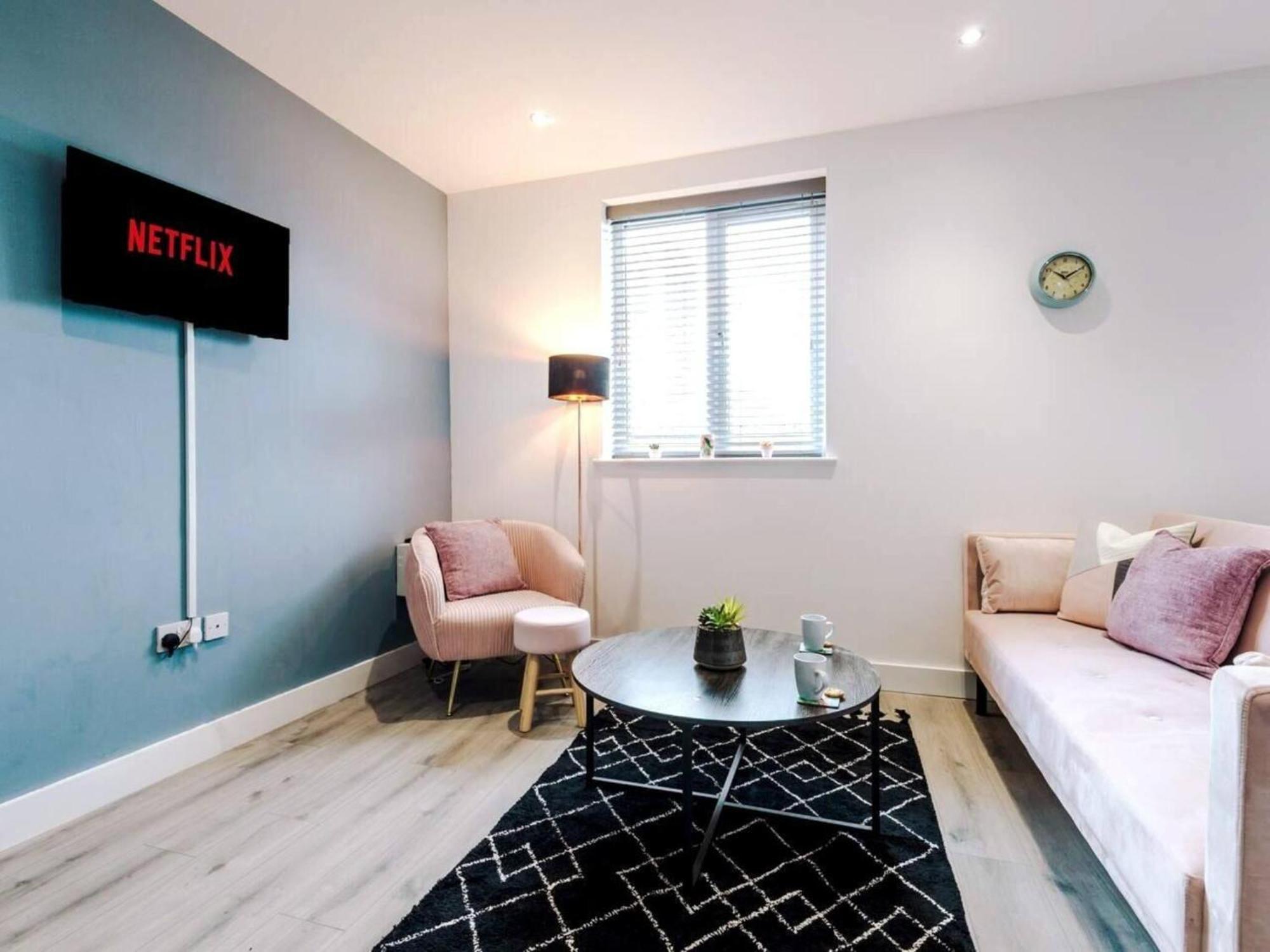 The Ecclesian Deluxe Apartments Near Trafford Centre Eccles Train Station Manchester Luaran gambar